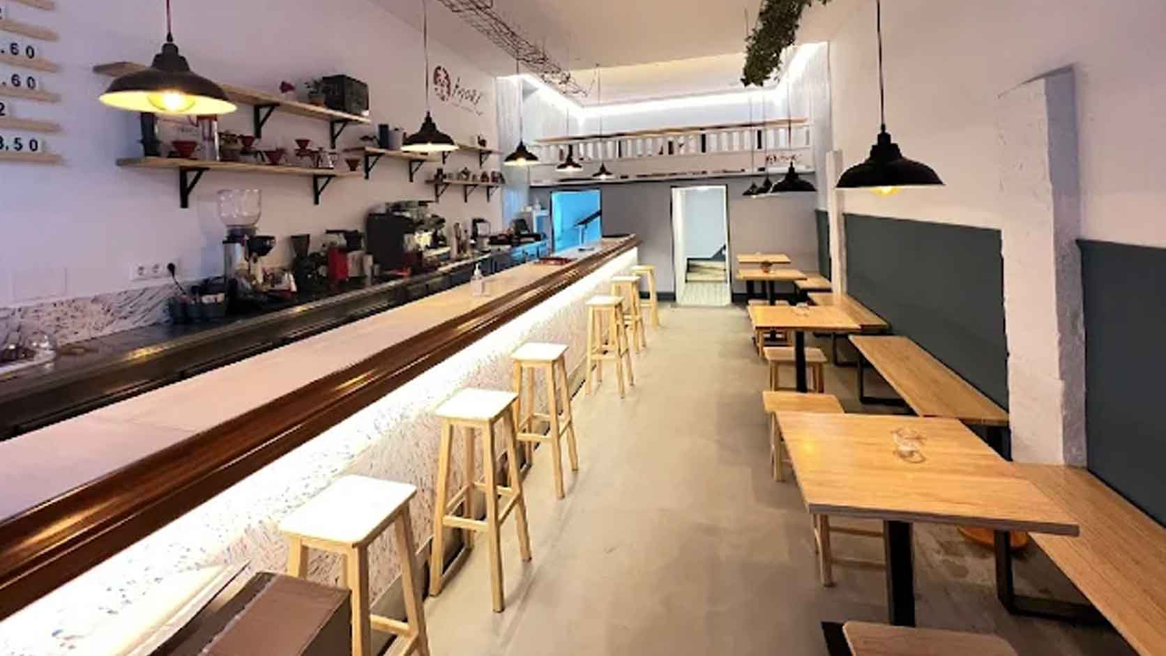 Mori Cafés Especiais Rhin cafetería de especialidad en Santiago de Compostela